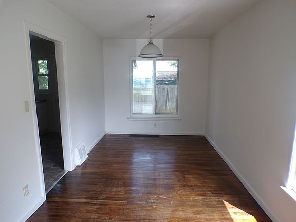 4th image of 3452-3454 Kimberly Ave #3452
