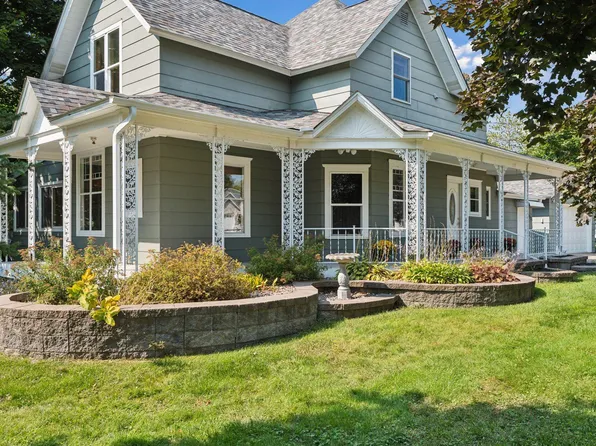 113 N Dana St, Ellsworth, WI 54011
