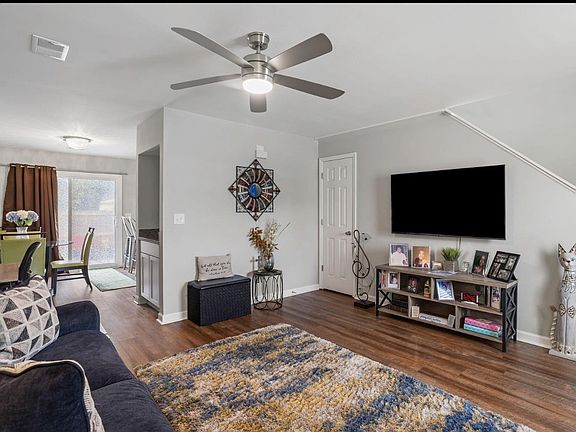3rd image of 259 Pine Shadow Dr