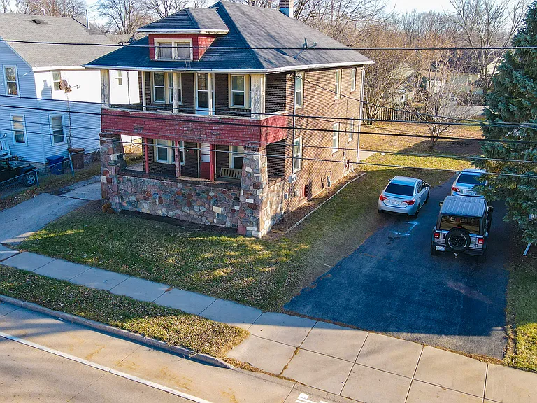 429 Ahnaip St — Photo 14