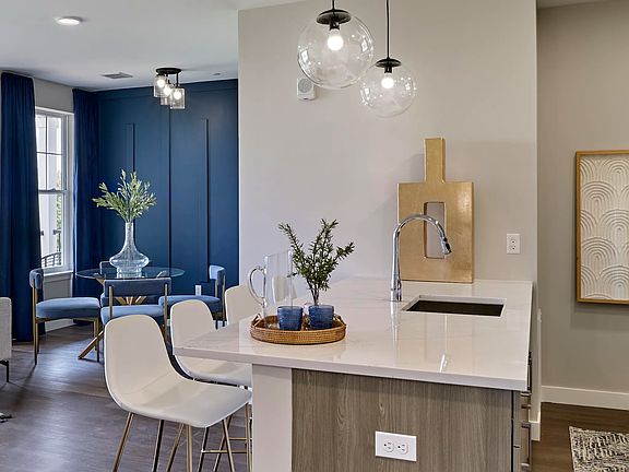 4th image of 1 Monticello Dr Unit 35203
