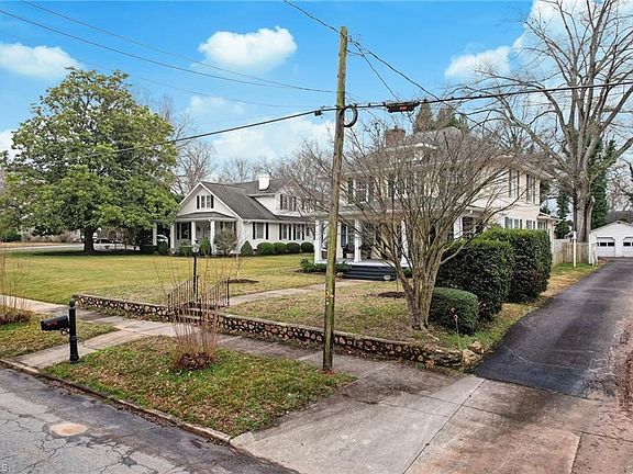 2nd image of 511 Patrick St