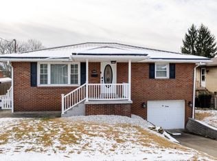 120 Capitol Dr, Weirton, WV 26062