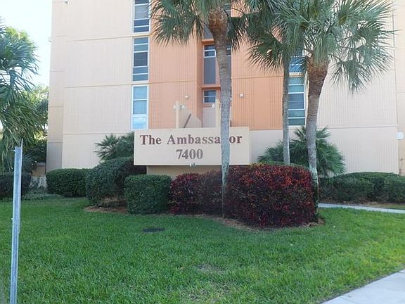 2nd image of 7400 Sun Island Dr S APT 411