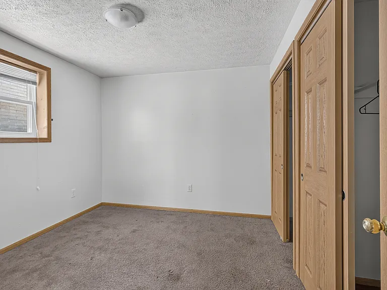 211 Park Ave #1 — Photo 10