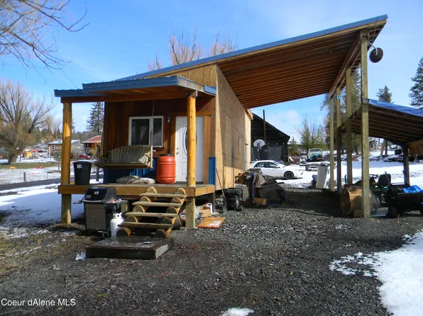 80 Renfro Creek Rd, Santa, ID 83866