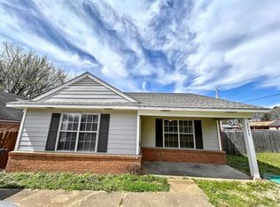 2777 Caffey St, Hernando, MS 38632