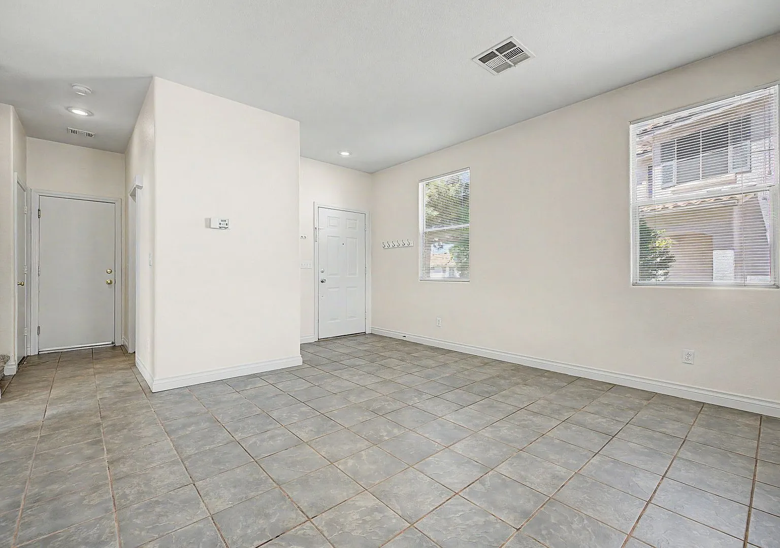 Sunridge At MacDonald Ranch 4 Bedroom — Photo 3