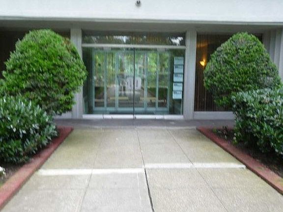 5th image of 22424 Union Tpke APT 3C