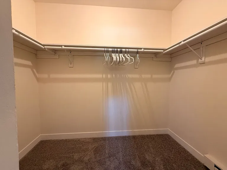 Wingra West Apartments — Photo 13