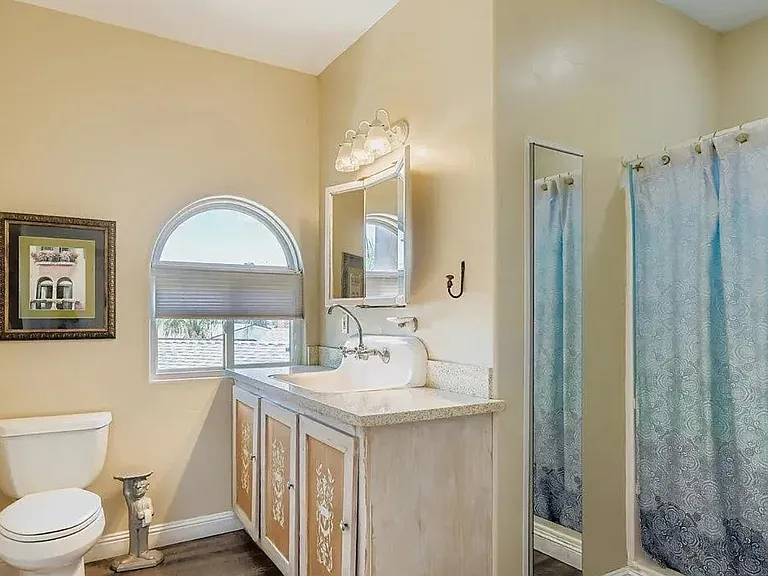 2045 Goshawk St #B — Photo 4