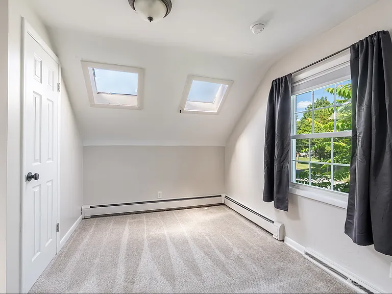 57 Hawro Pl #2 — Photo 8