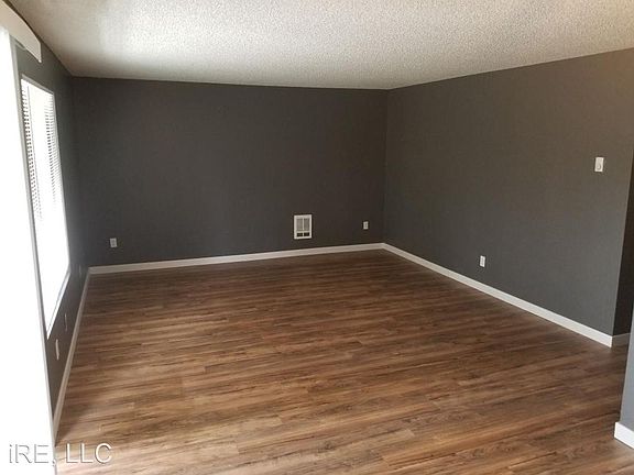 4th image of 3001 E Upriver Dr #9340120