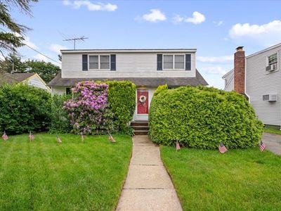 47 Malone Street, Hicksville, NY, 11801