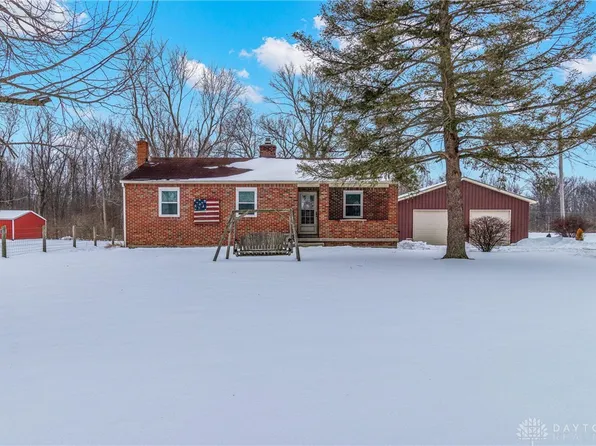 1486 Wolf Rd, West Alexandria, OH 45381