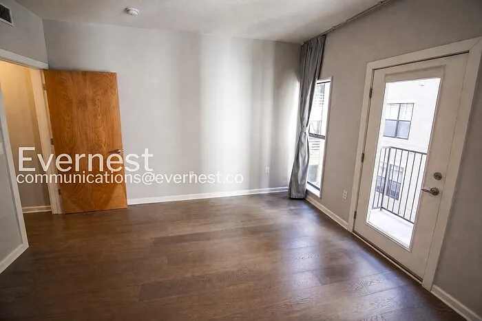 1803 Broadway #317 — Photo 8