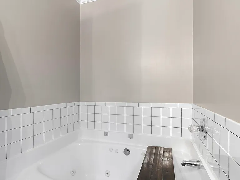 4531 Mobius Rd — Photo 19