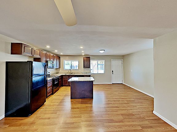 4th image of 1338 E 7th Ave