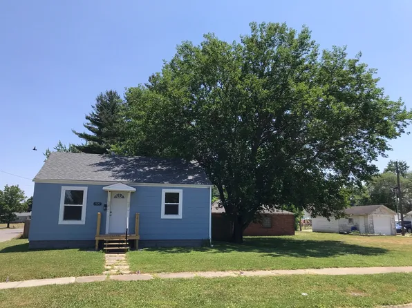 1327 Cottage Ave, Columbus, IN 47201