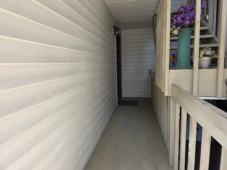 184 Belvedere St #1 — Photo 25