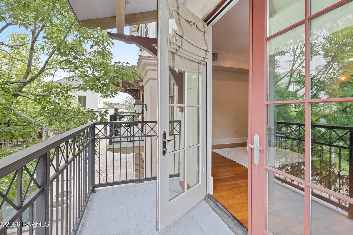 Building Photo - 605 Silverstone Rd #205B
