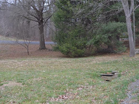 4th image of 115 Calloway Ln