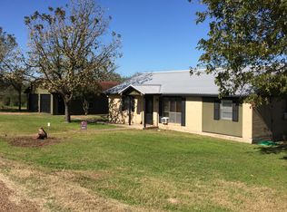 715 W Point Loop, West Point, TX 78963