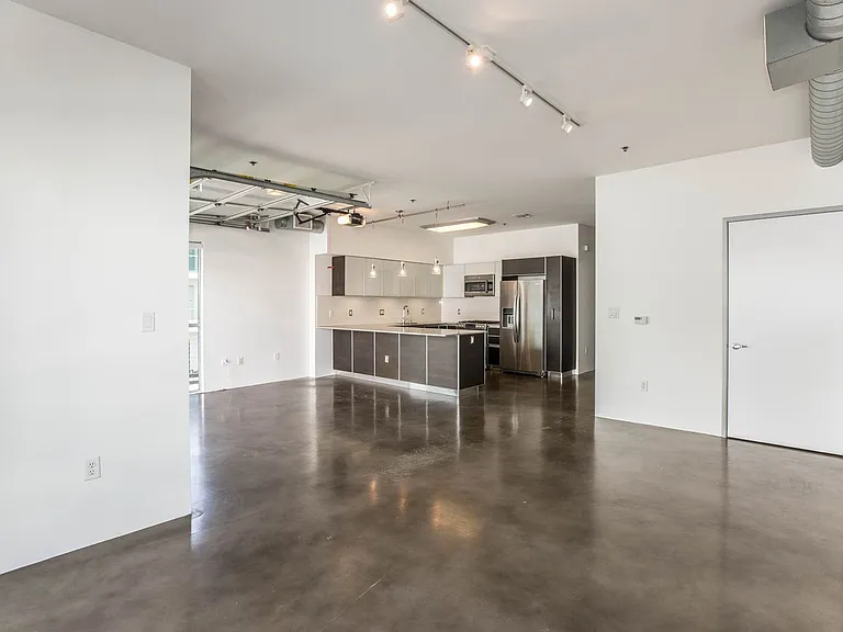 11500 Tennessee Ave #320 — Photo 9