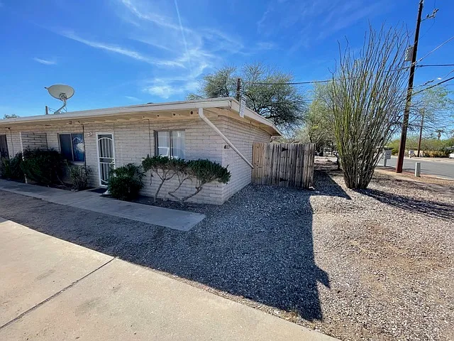 3546 E Monte Vista Dr #A — Photo 8