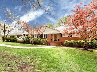 1301 Greylyn Dr, Charlotte, NC 28226