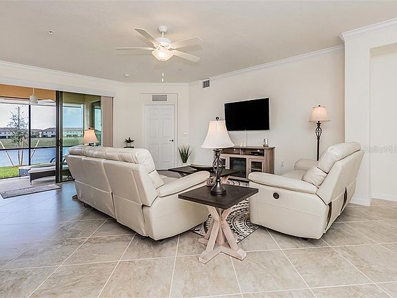 5th image of 12570 Ghiberti Cir Unit 101