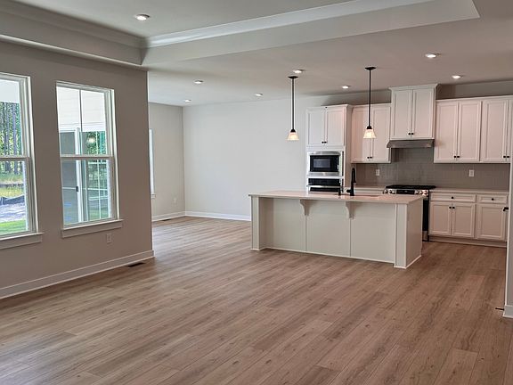 Cumberland with Finished Basement