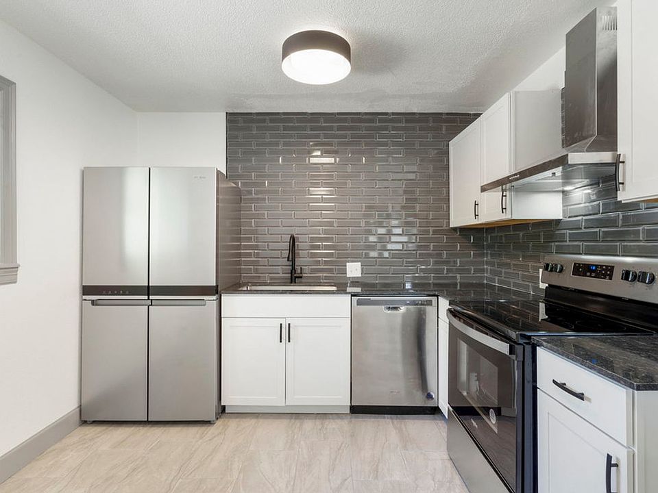 1st image of 1132 S Rockford Ave #4
