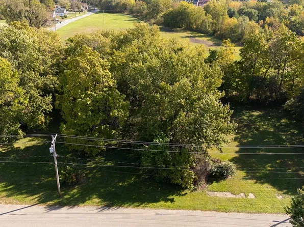 624 N Walnut St, Kewanee, IL 61443