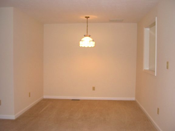 Dining Rm, Kitchen Pass-Thru