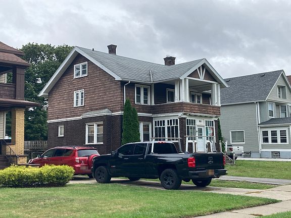 3rd image of 90 Cazenovia St
