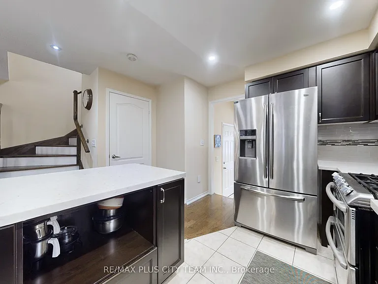 16 Edison Way — Photo 9
