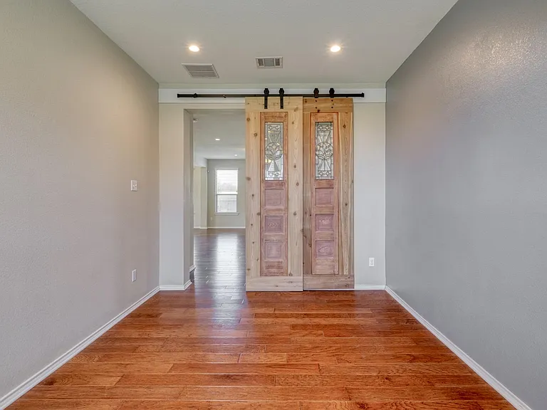 117 Brittany Ln — Photo 15