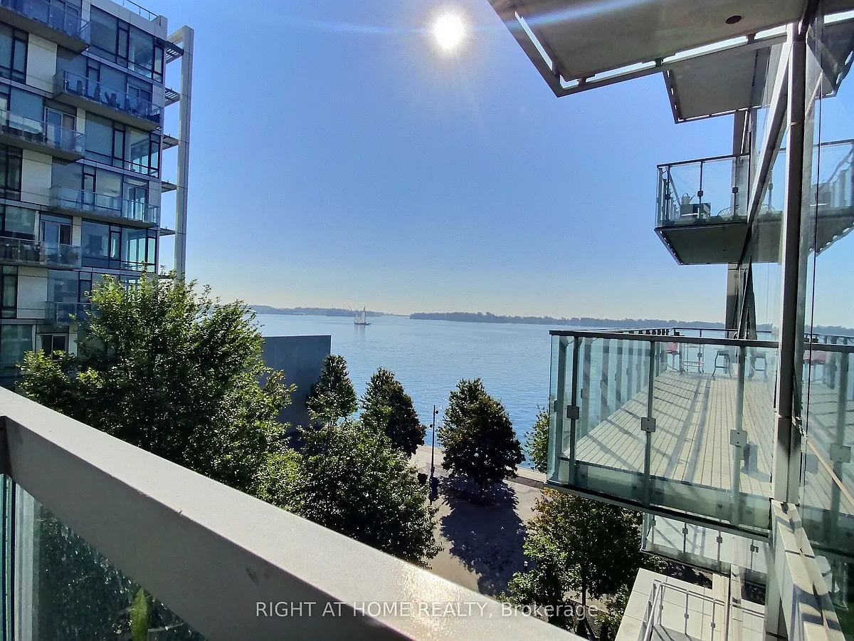 Building Photo - 39 Queens Quay E #515