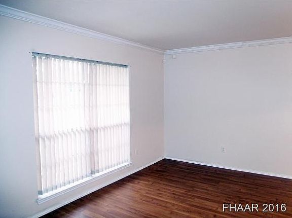 3rd image of 601 Preakness Dr