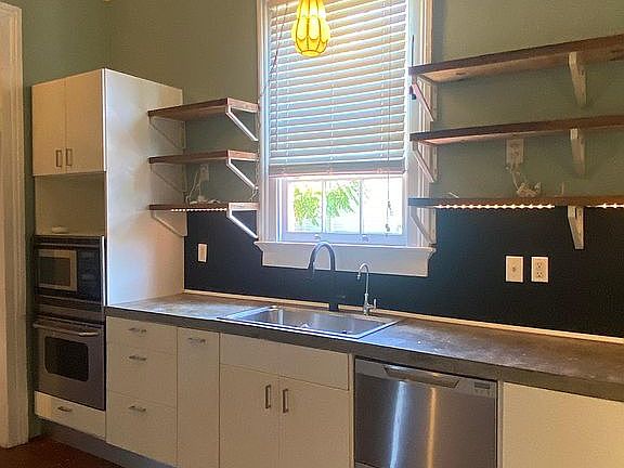 5th image of 2251 N Derbigny St