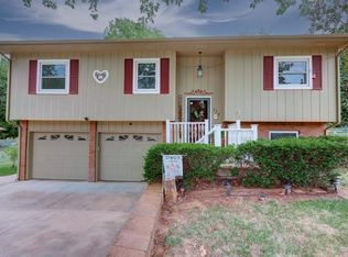 712 S Boyer Rd, Arkansas City, KS 67005