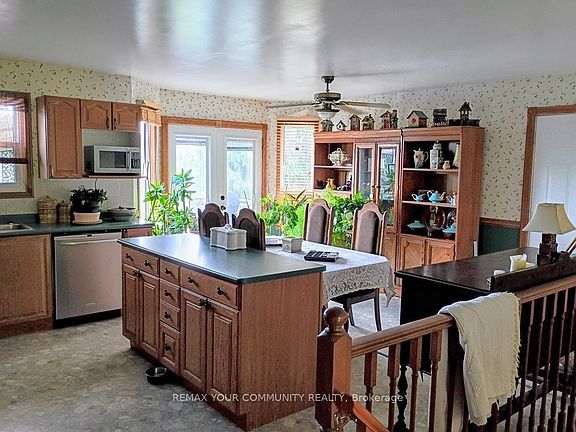 4th image of 2269 Thurstonia Rd