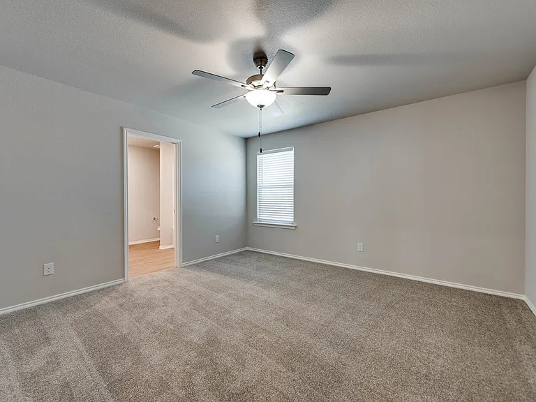 8207 E County Road 111 — Photo 17