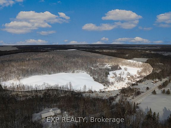 5th image of 1724 B Kohlsmith Rd