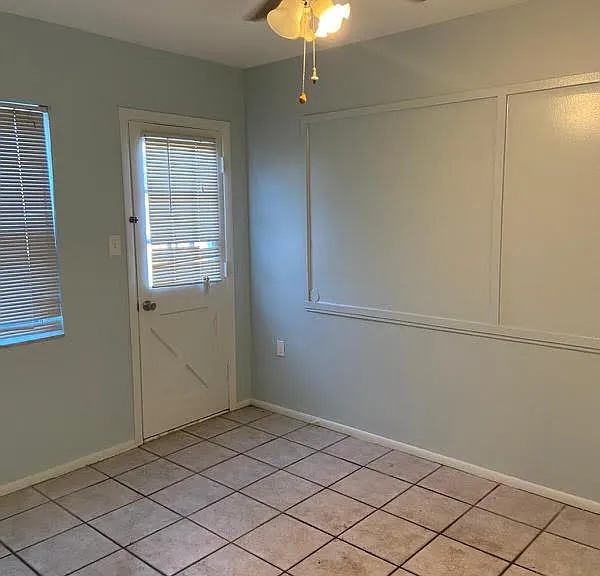 1501 Fuller St — Photo 11