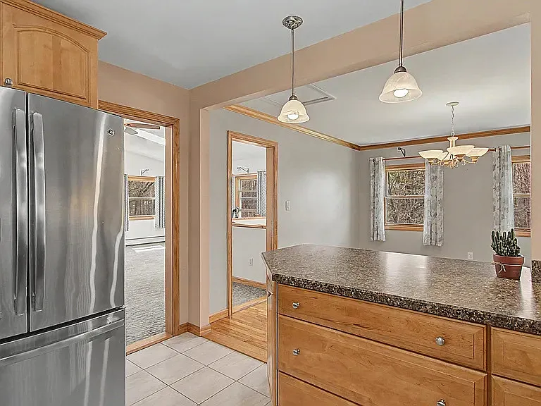 541 Sand Rd #A — Photo 2