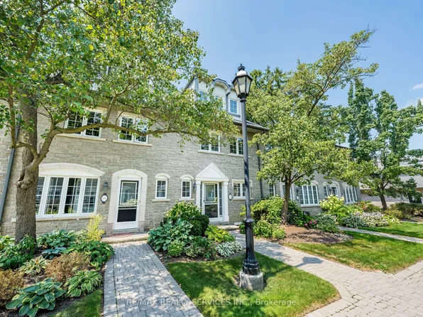 1995 Royal Rd #136, Pickering, ON L1V 6V9