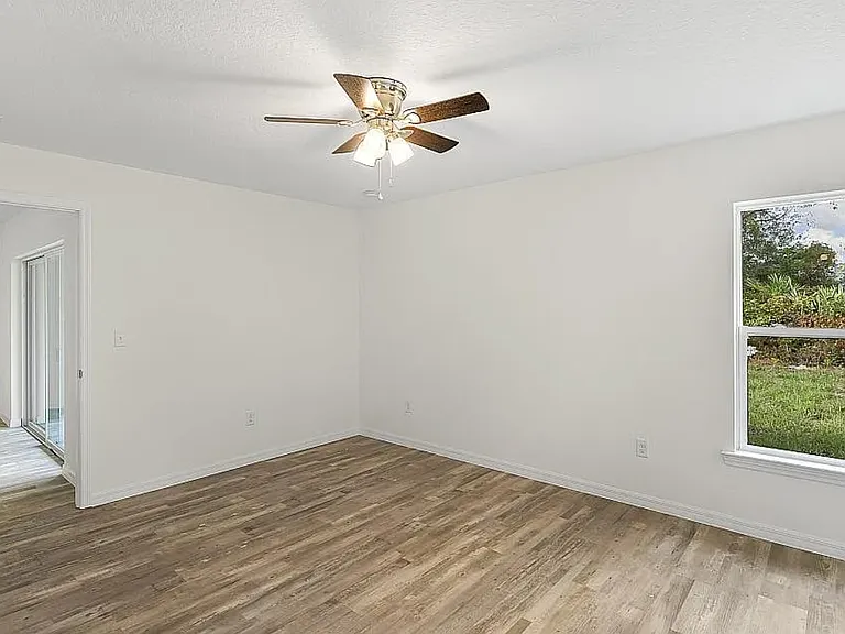 332 Del Monte Rd — Photo 17