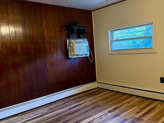5th image of 131 William St